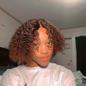 Meet your Posher, Derek